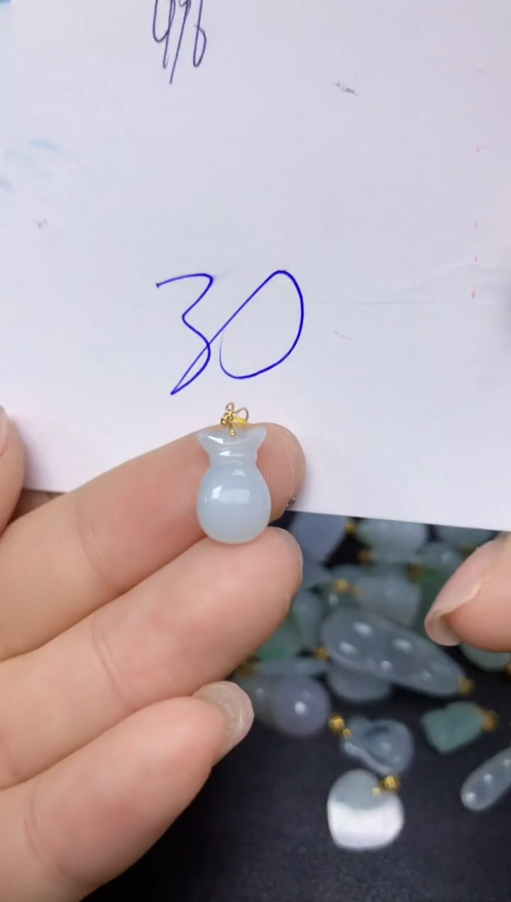 【闪购商品】翡翠挂件18K金镶嵌 天然翡翠A货