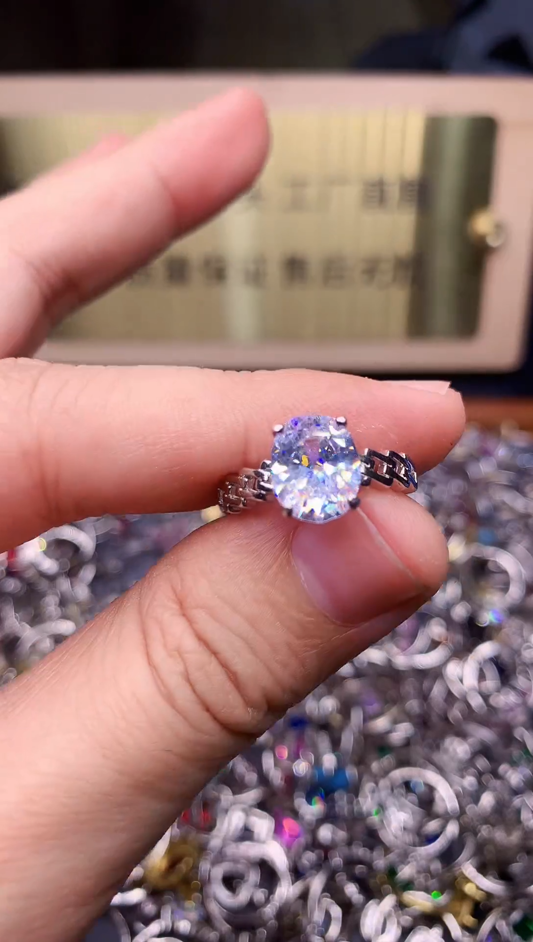 【闪购商品】蓝宝石戒指银S925镶嵌........