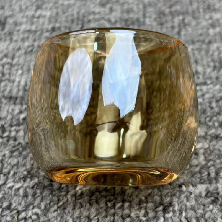 黄玻璃握主人杯A28