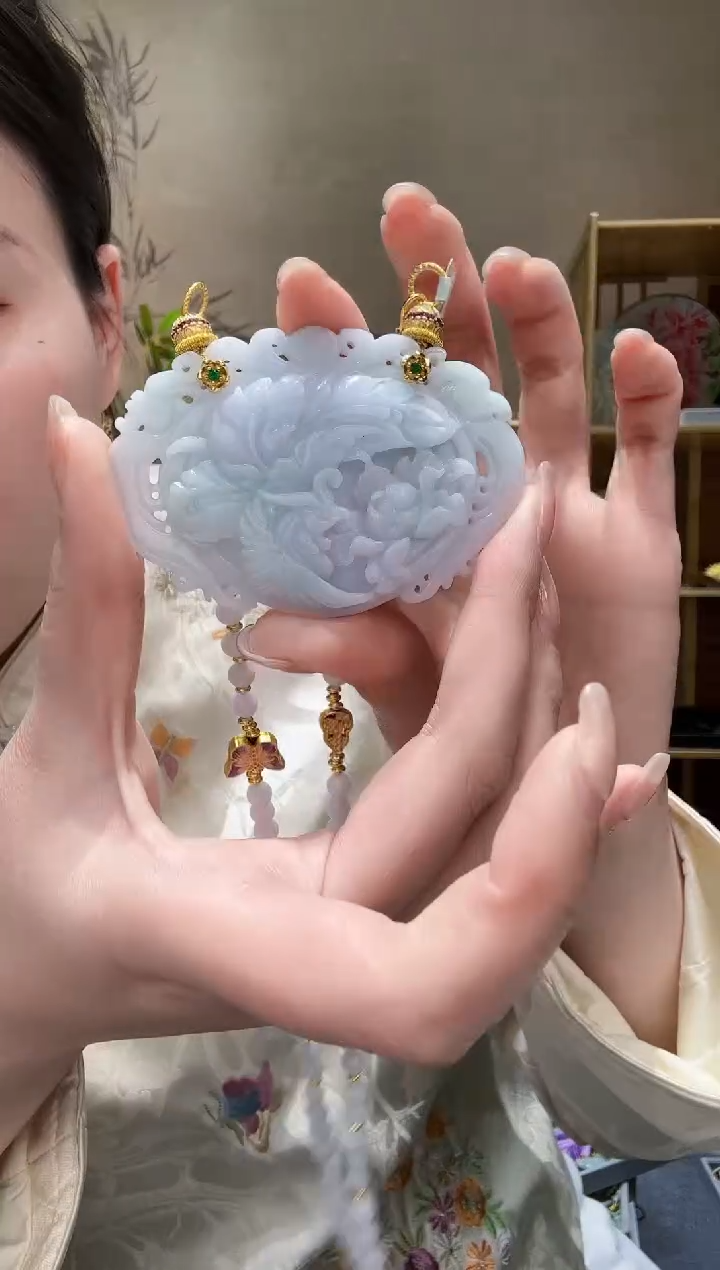 【闪购商品】翡翠颈饰未镶嵌吊坠