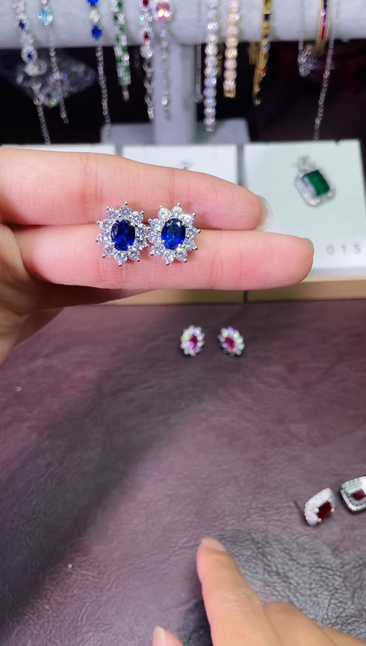 合金合成钻石蓝宝耳钉