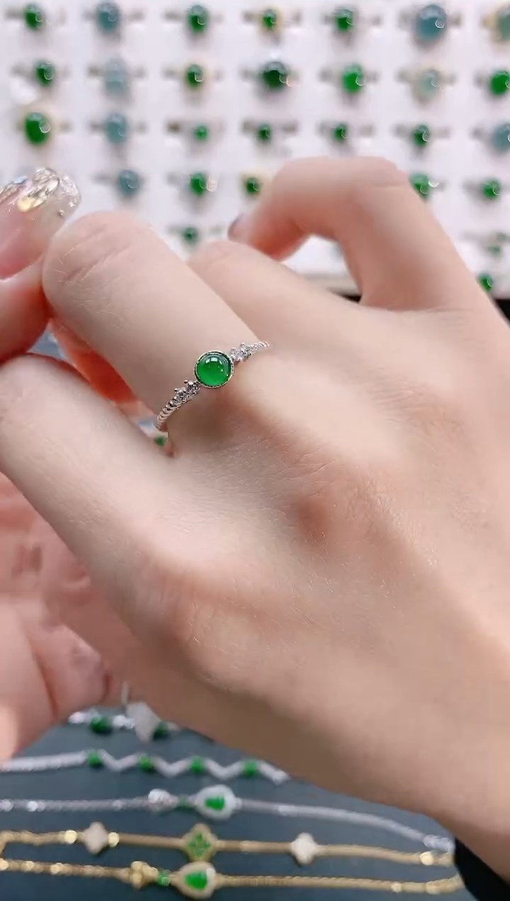 【闪购商品】翡翠戒指银S925镶嵌天然翡翠
