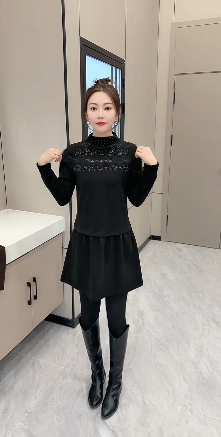 蕾丝亮钻拼接连衣裙2550