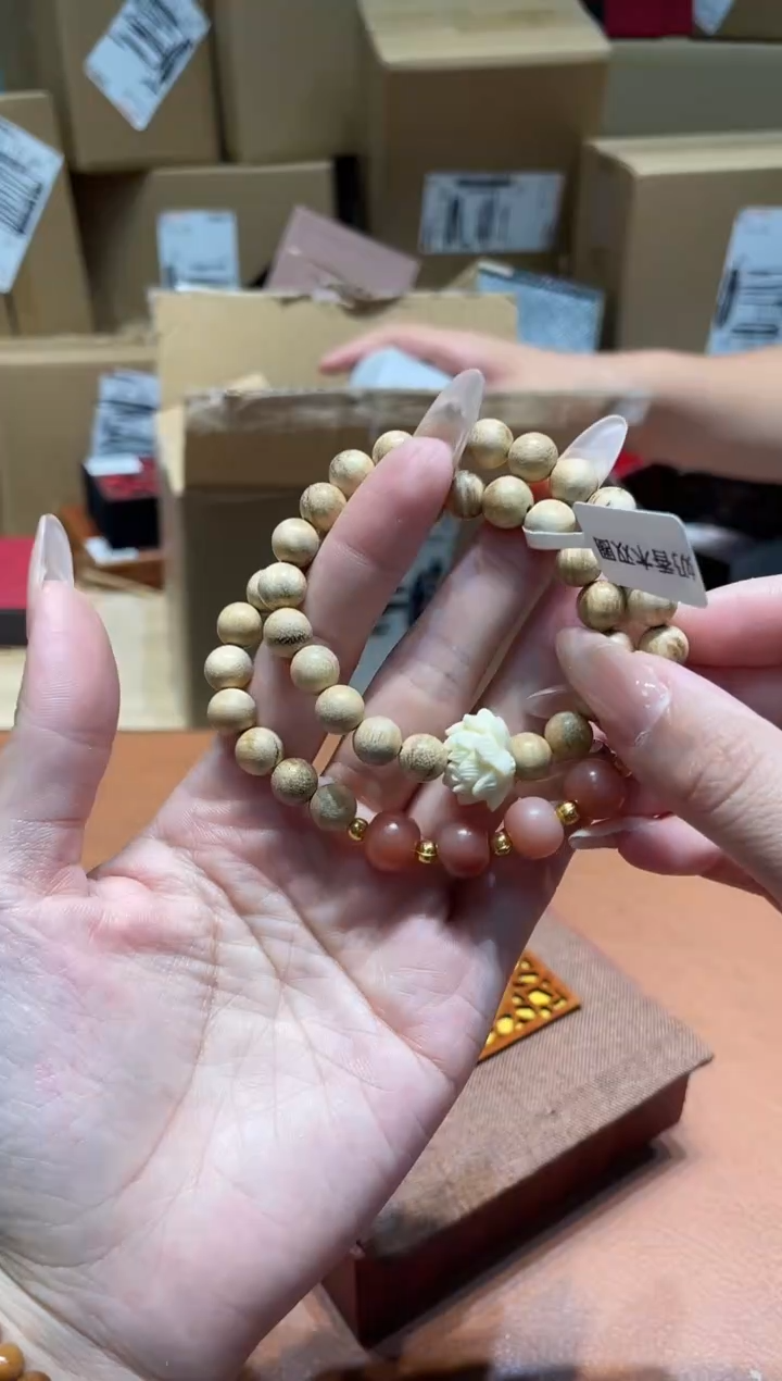 手串仓库撤柜闪购链接（多样性发其一）￥