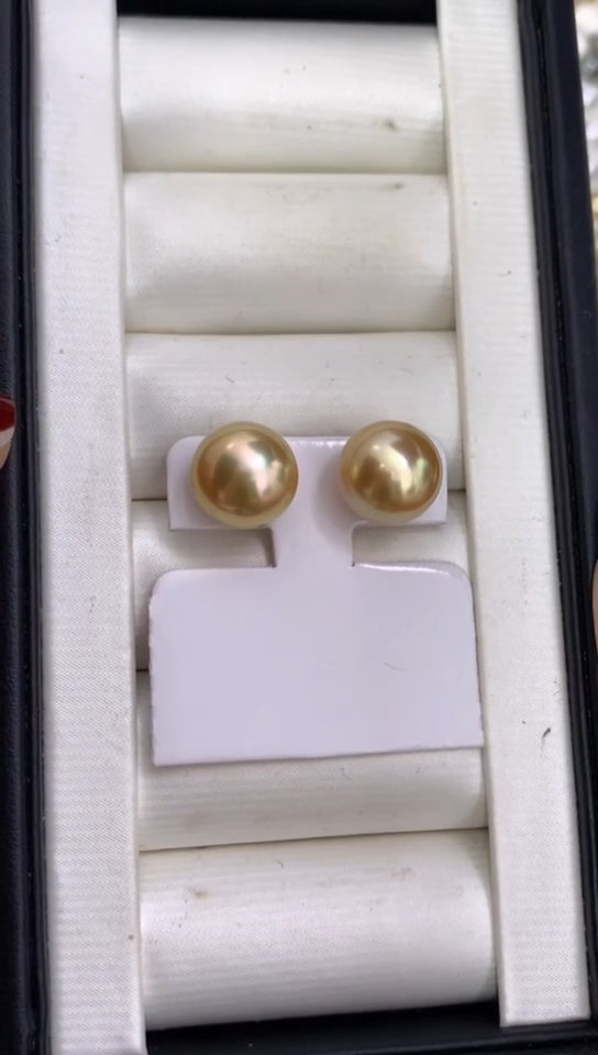 【闪购商品】海水珍珠耳钉18K金镶嵌12-13mm南洋金珠耳钉