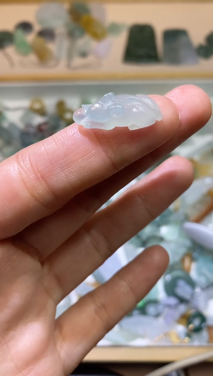 【闪购商品】定制翡翠挂件未镶嵌挂件