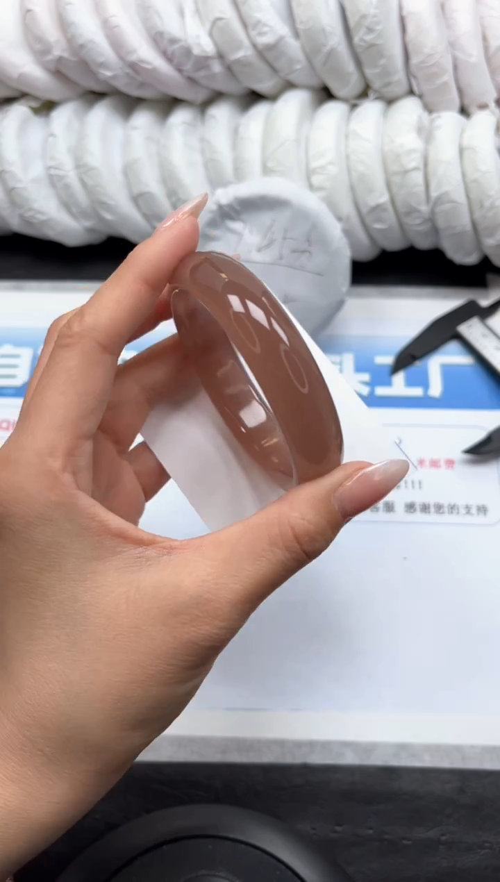 【闪购商品】石英质玉手镯未镶嵌74-56.1