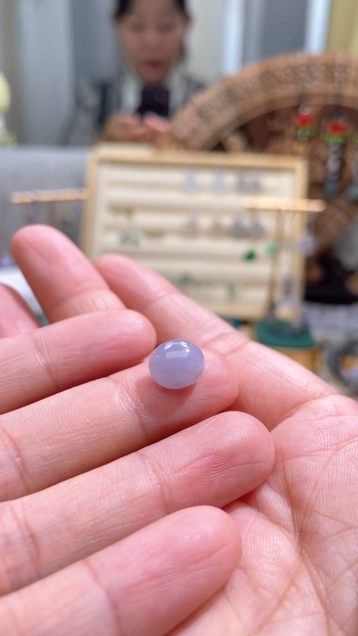 【闪购商品】翡翠颈饰未镶嵌花