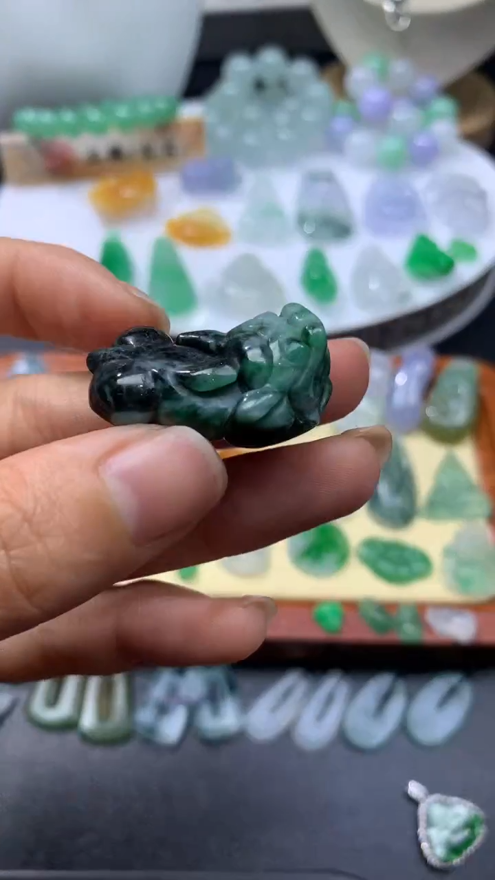 【闪购商品】定制翡翠未镶嵌翡翠