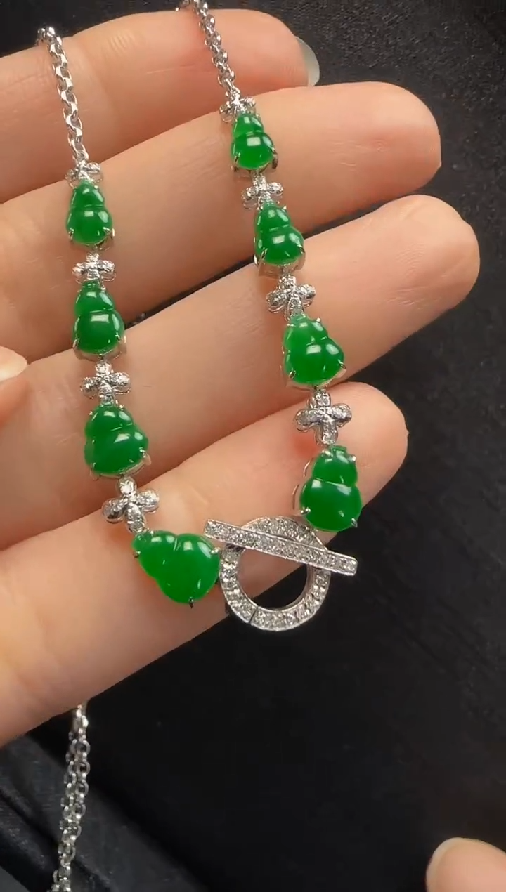 【闪购商品】翡翠套链18K金镶嵌623葫芦一条