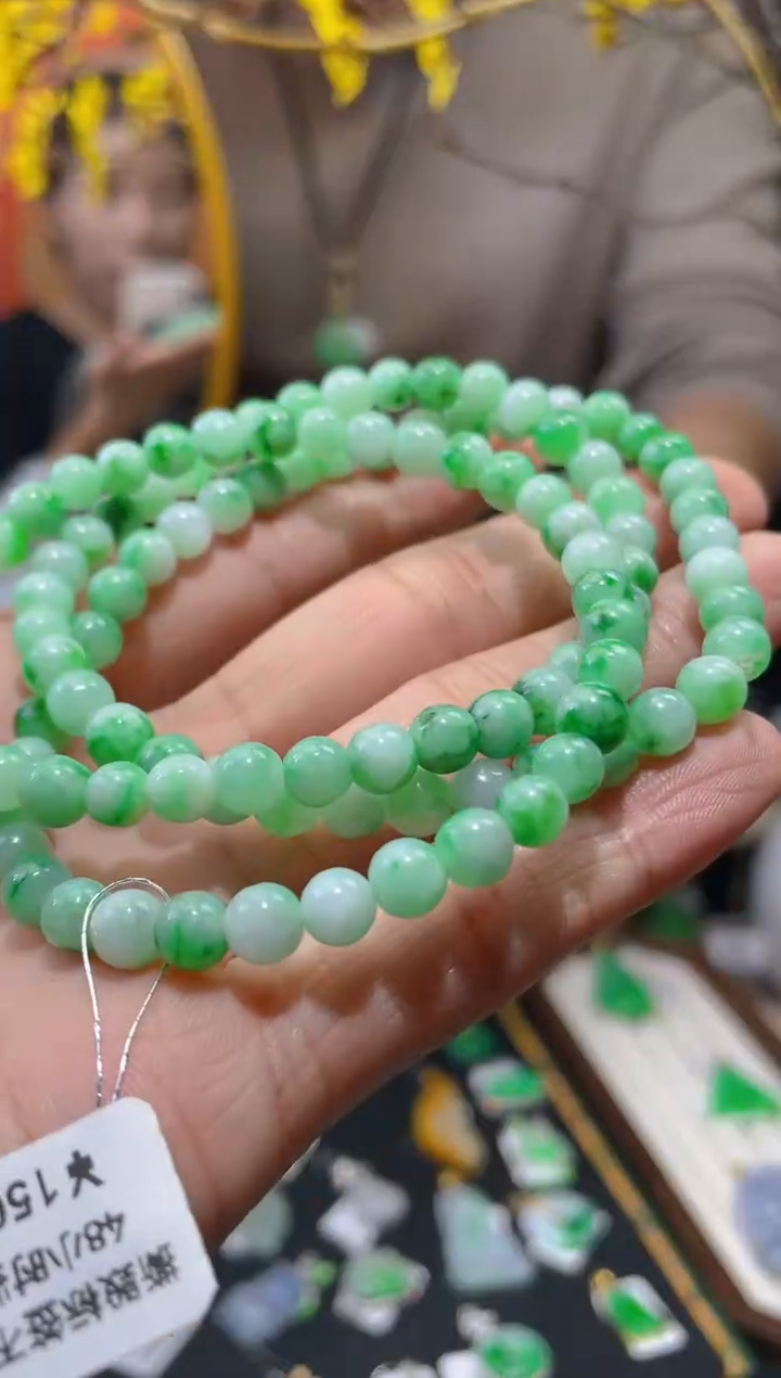 【闪购商品】翡翠颈饰未镶嵌假一赔三