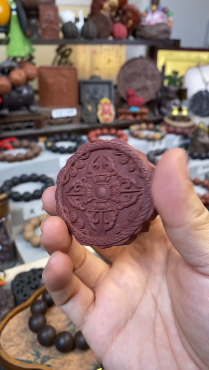 泥塑微瑕驻颜芳华合香牌