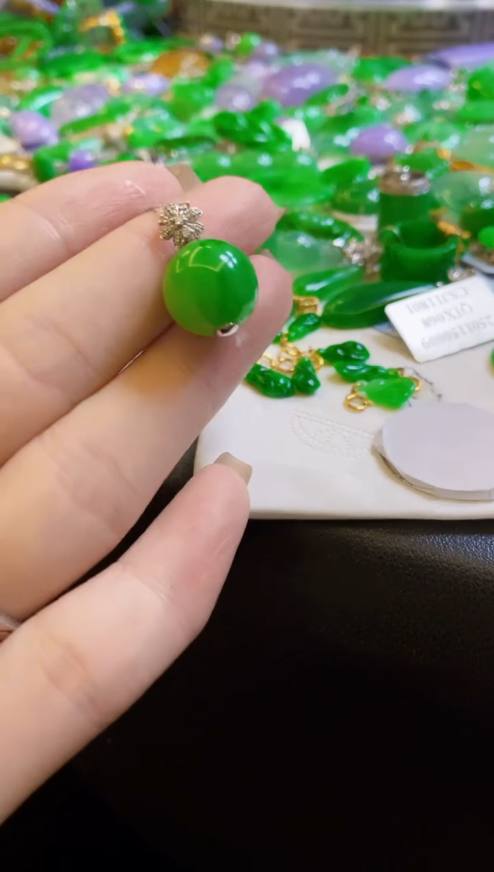 【闪购商品】定制翡翠18K金镶嵌珠子