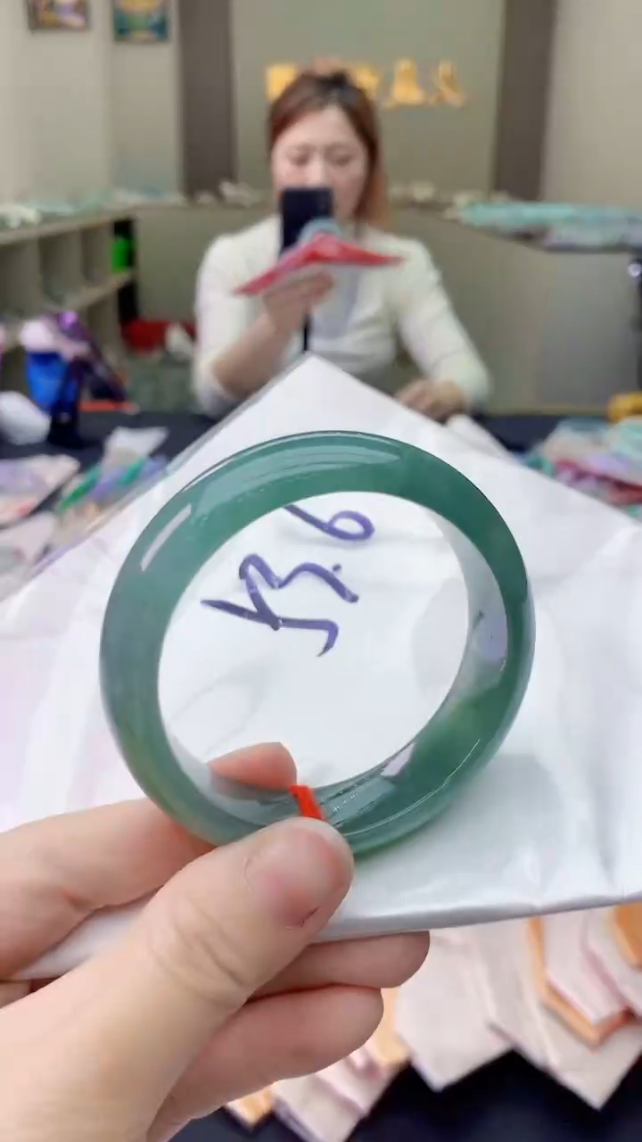 【闪购商品】翡翠手镯未镶嵌0616063715