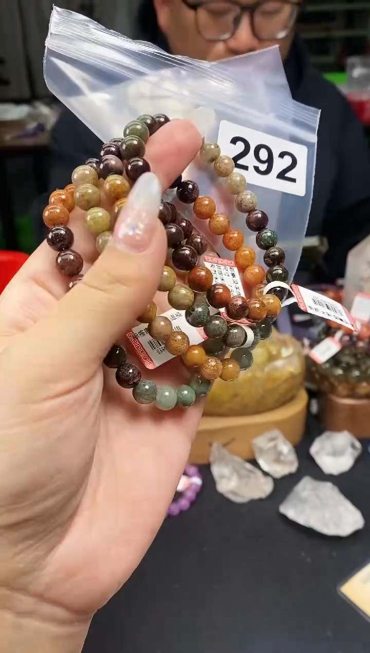 【闪购商品】水晶手串未镶嵌手串292多样性发其一