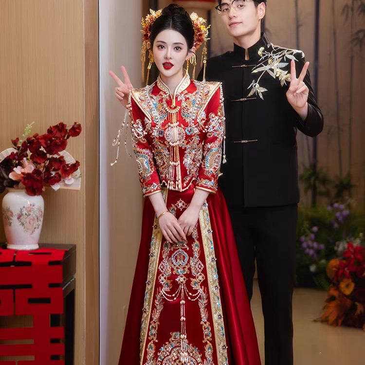 秀禾服缎面2024新款秀禾服新娘中式婚服结婚敬酒礼服重工显瘦嫁衣
