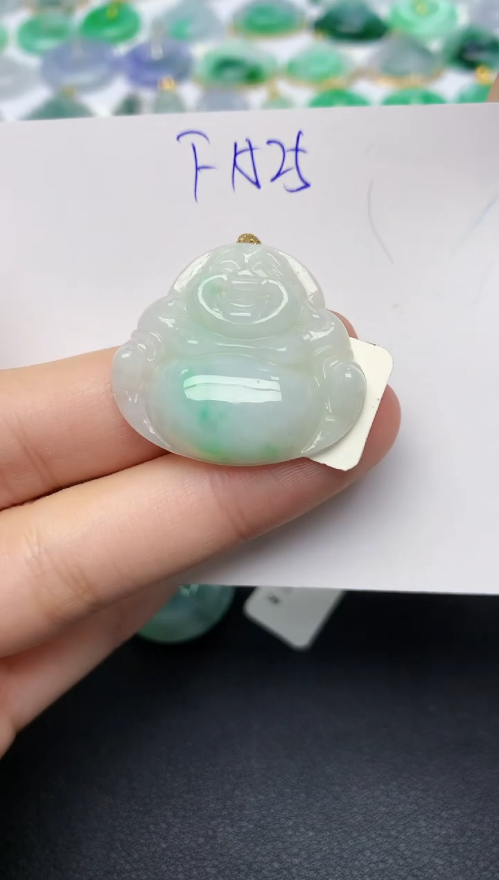 颈饰18K金镶嵌翡翠天然缅甸A货翡翠百元以上9元证书费自理