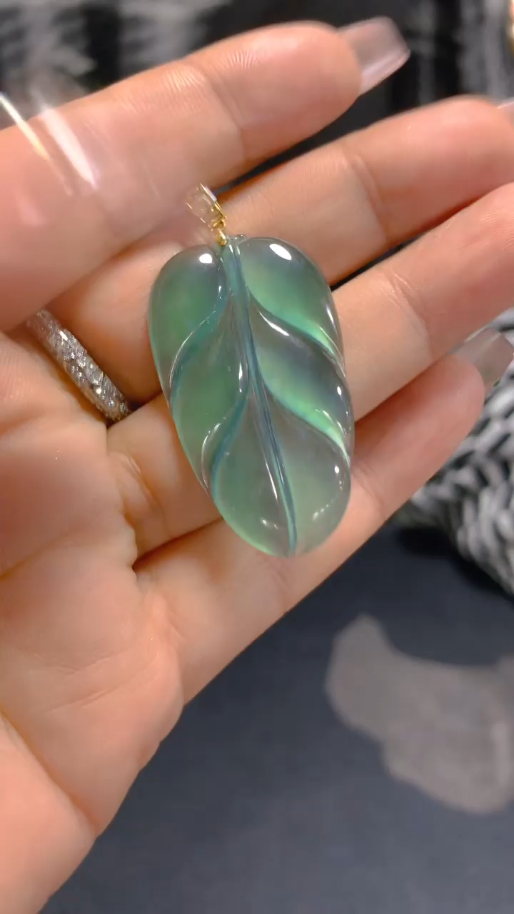 【闪购商品】翡翠吊坠(赠链)18K金镶嵌0145909970多样性发其一