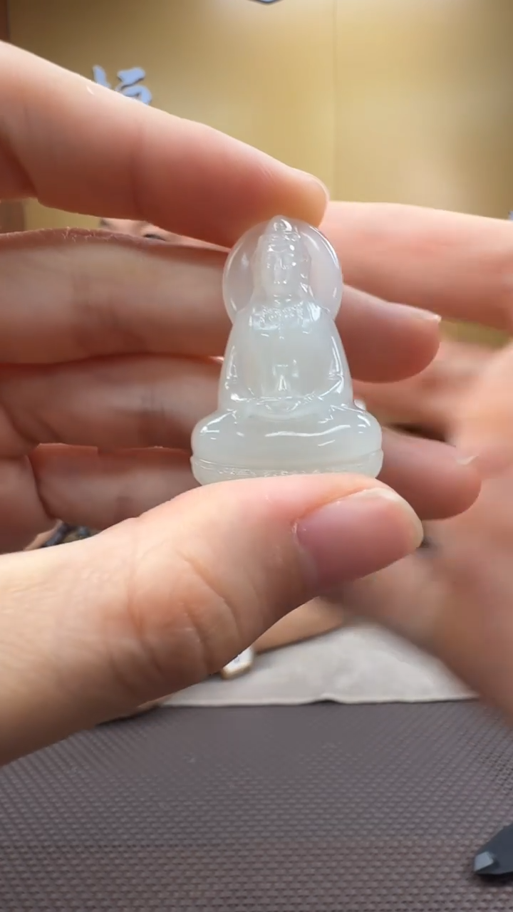 和田玉未镶嵌颈饰挂件多样性，发一