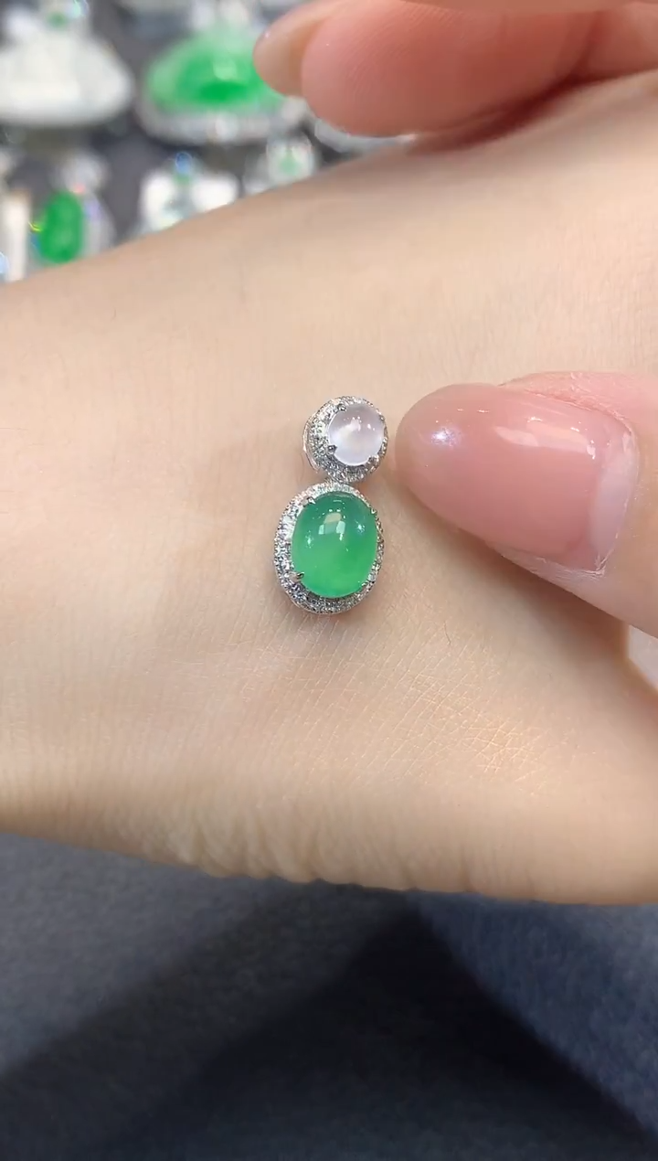 吊坠(不含链)18K金镶嵌翡翠A25翡翠多样性发一件