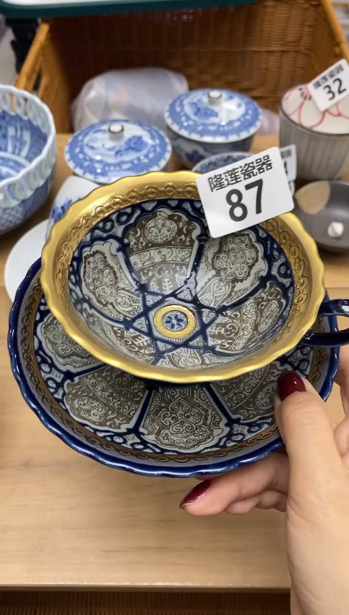 瓷片群隆莲全球选好物精选