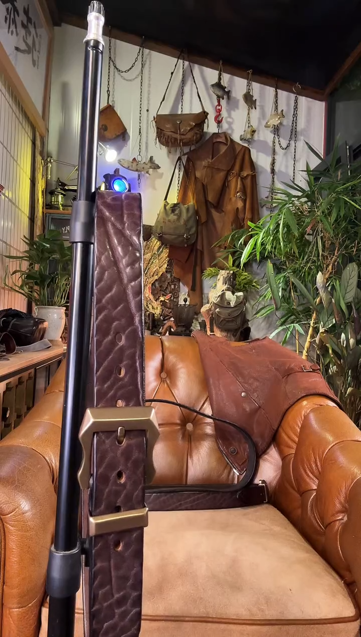 @**?牛颈纹真皮腰带