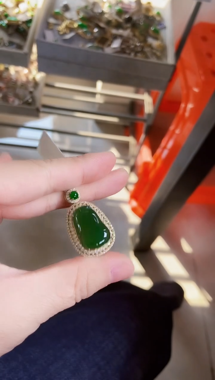 【闪购商品】翡翠颈饰银S925镶嵌465464