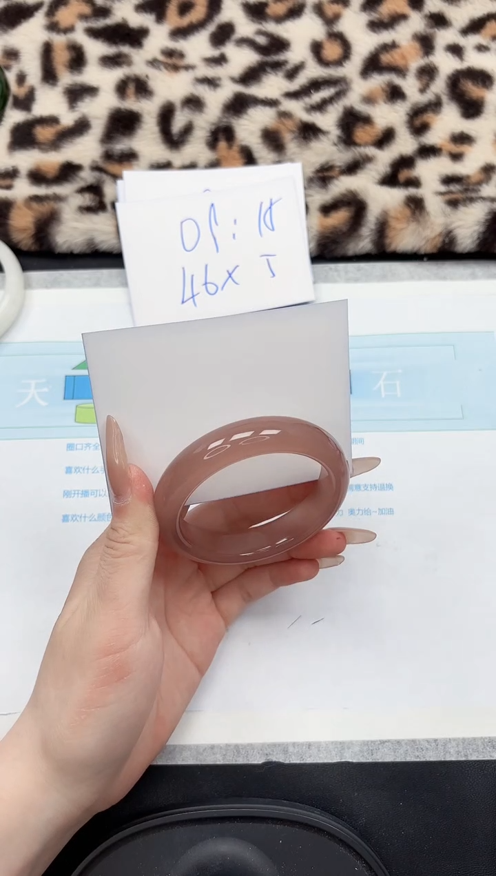 【闪购商品】石英质玉手镯未镶嵌307-54