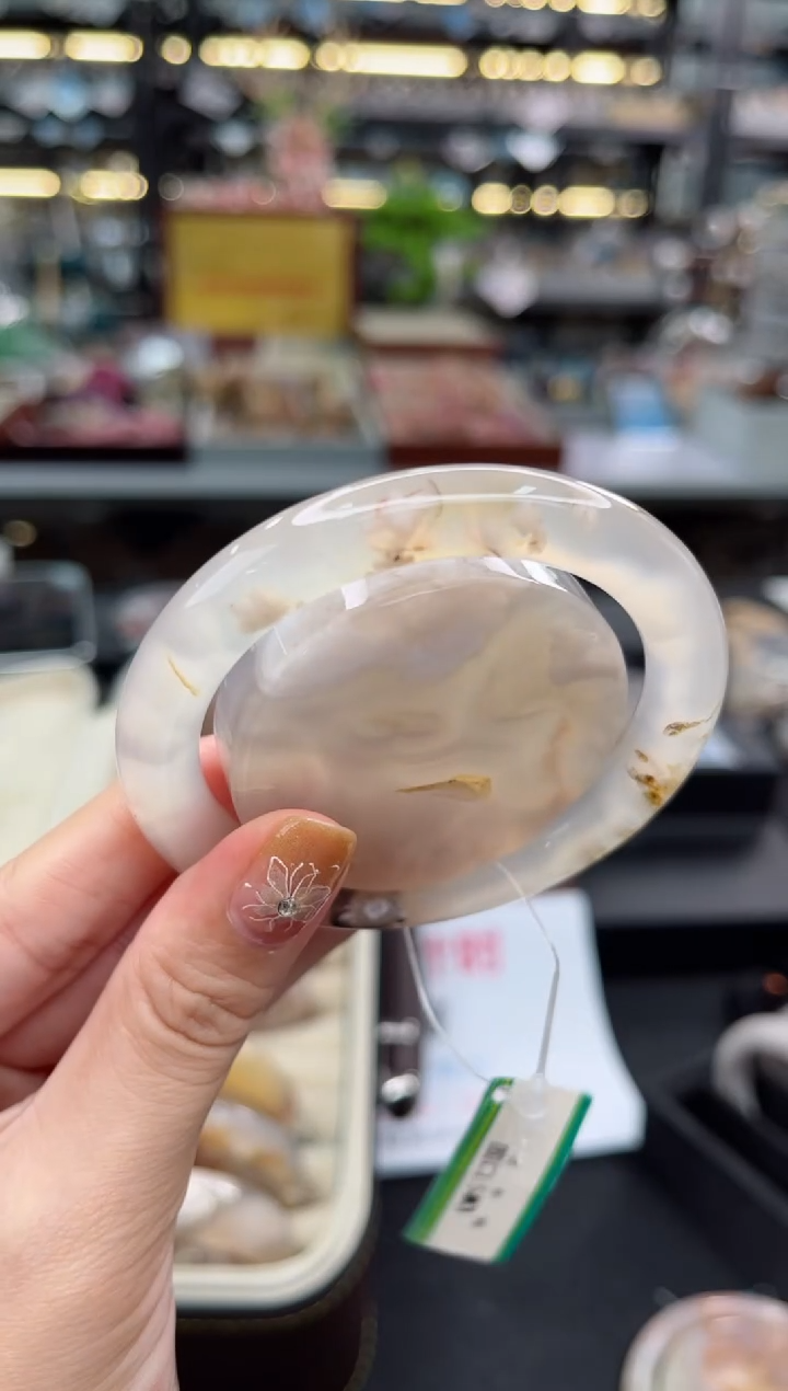 【闪购商品】石英质玉手镯未镶嵌53圈口（赠品镯心）3207760