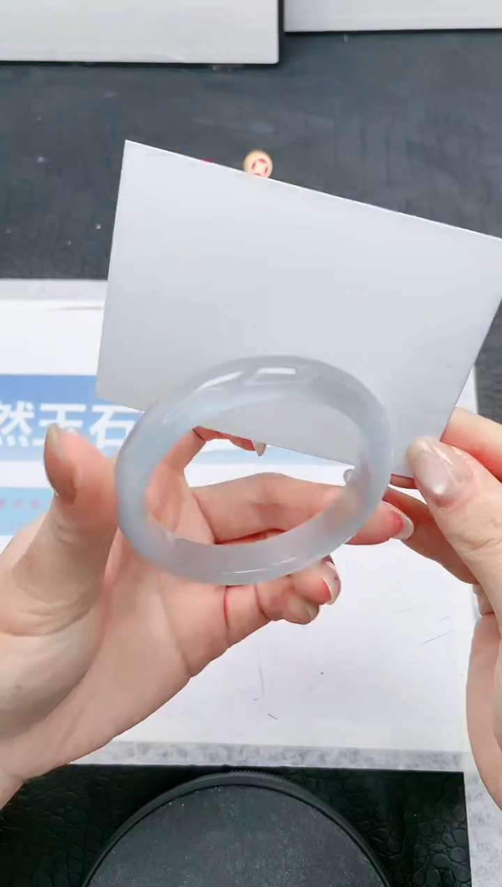 【闪购商品】石英质玉手镯未镶嵌333-54.8