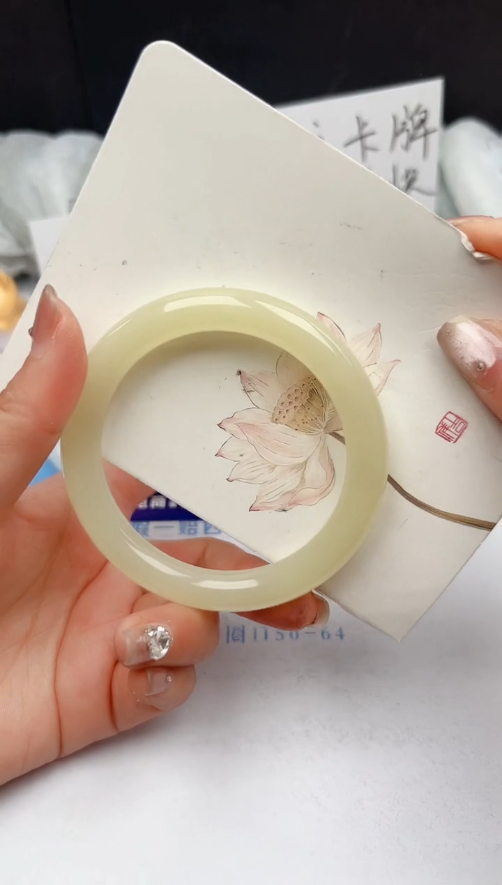 【闪购商品】石英质玉手镯未镶嵌243-DC