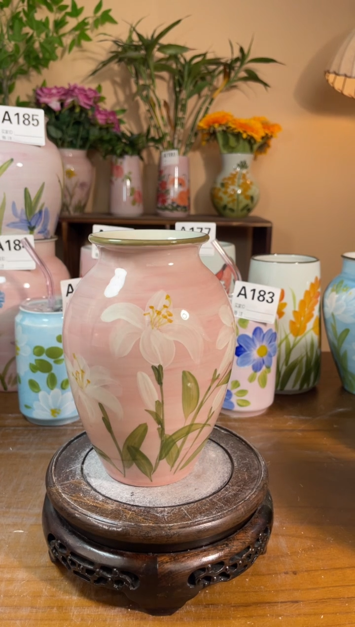 景德镇手绘陶瓷花瓶  无孔  口8    高17