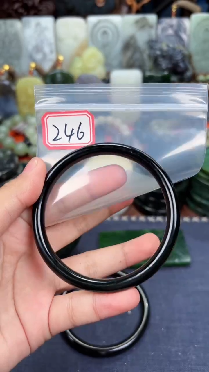 颈饰未镶嵌和田玉和田玉