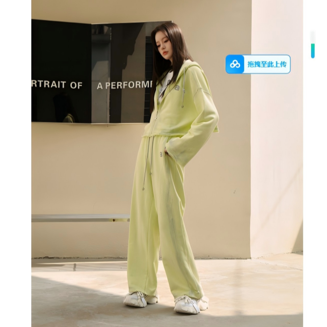 【ANY SPOOR】初春网红女士时尚运动休闲短款外套84C131