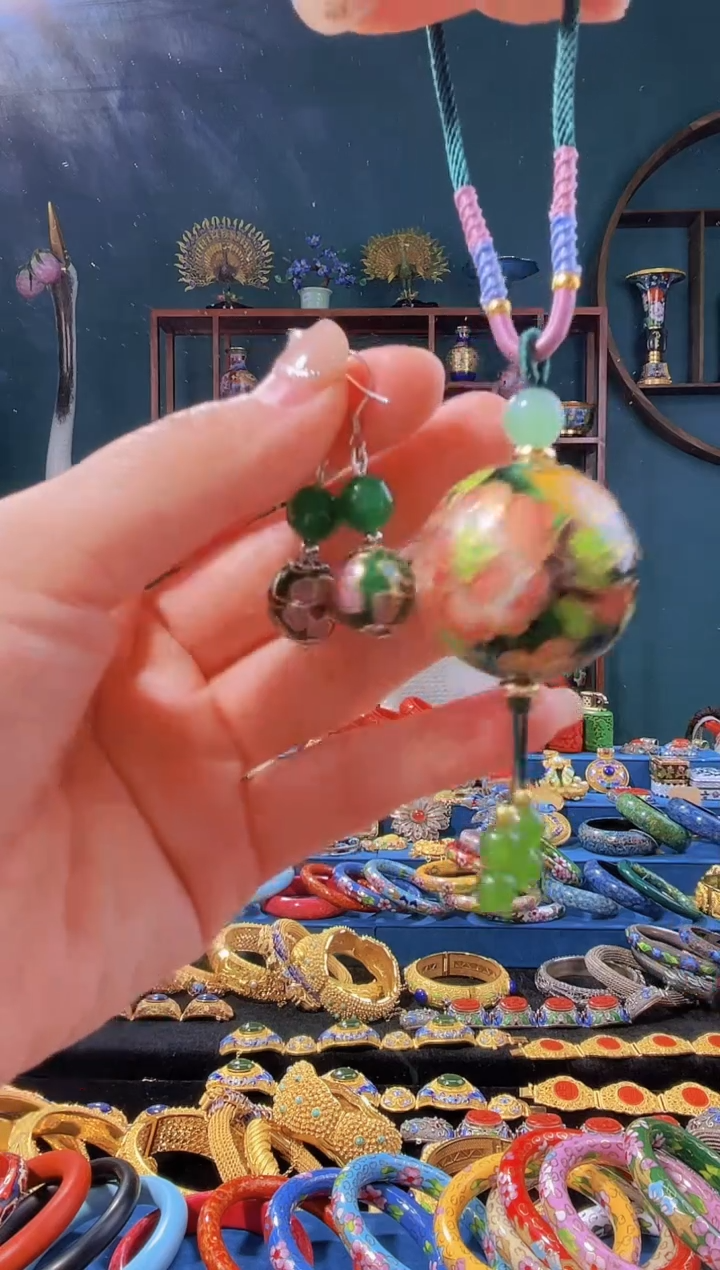 【闪购商品】景泰蓝大珠耳环一套墨绿色