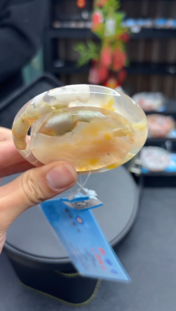 【闪购商品】石英质玉手镯未镶嵌671（59圈赠送镯心）