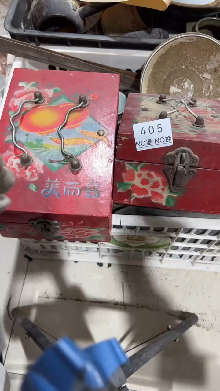 木质英****）工艺品1225405