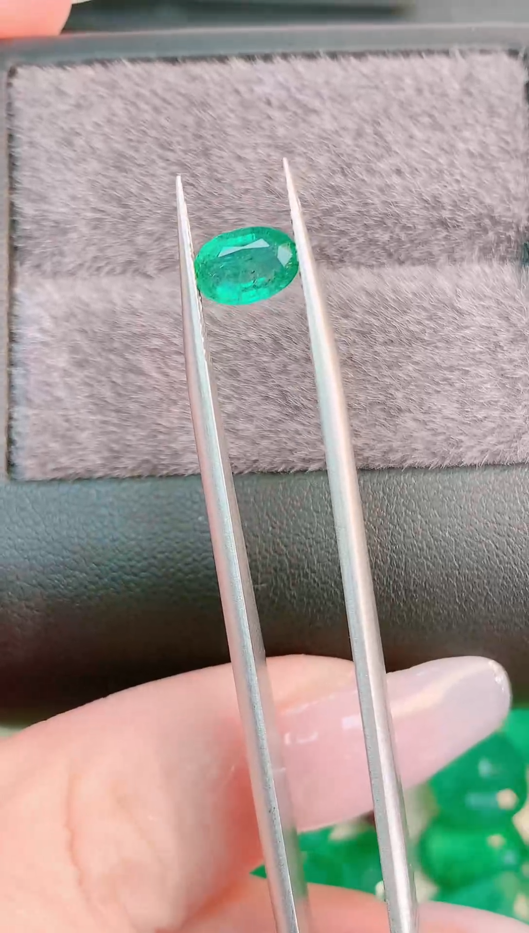 裸石祖母绿0.87ct