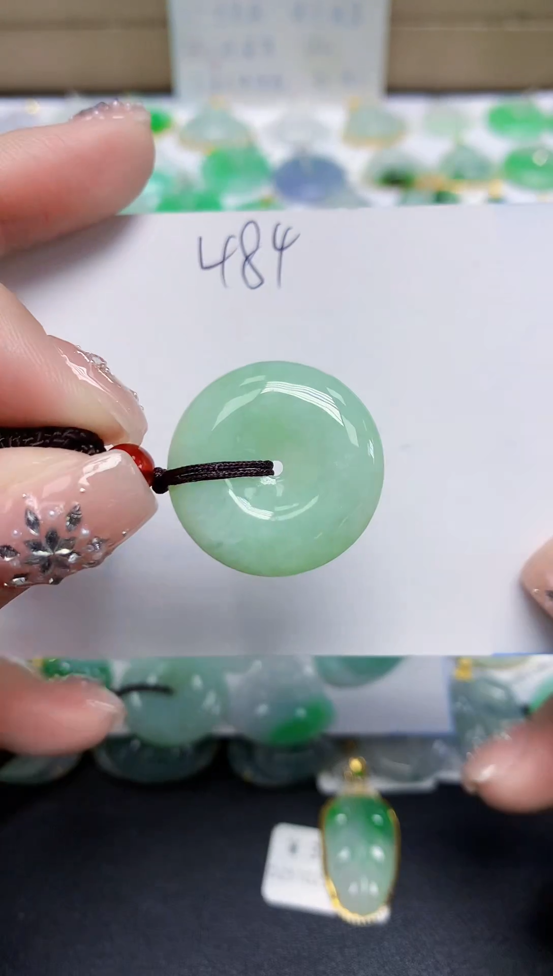 颈饰未镶嵌翡翠天然缅甸翡翠A货翡翠百元以上9元证书费自理