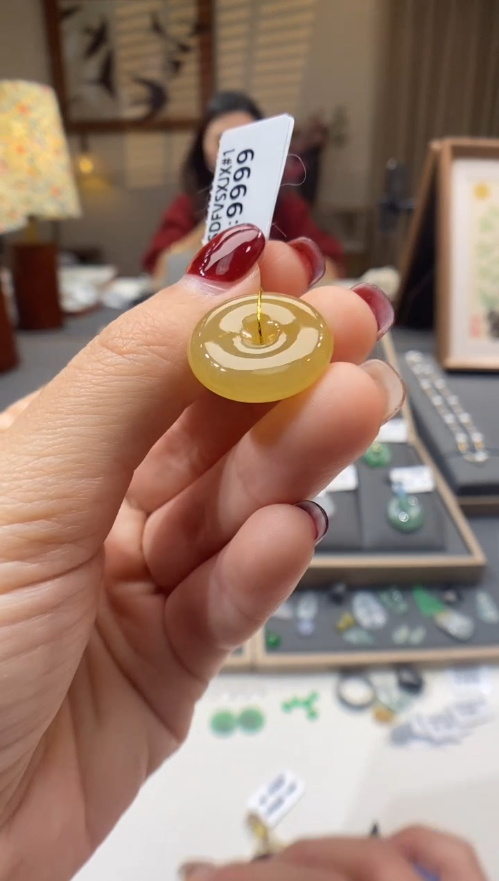 【闪购商品】翡翠颈饰未镶嵌平安扣