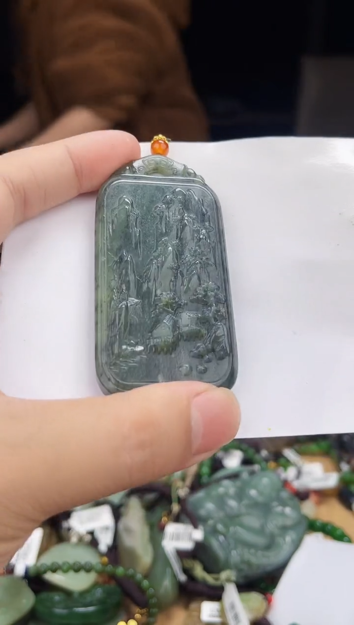 颈饰未镶嵌和田玉1