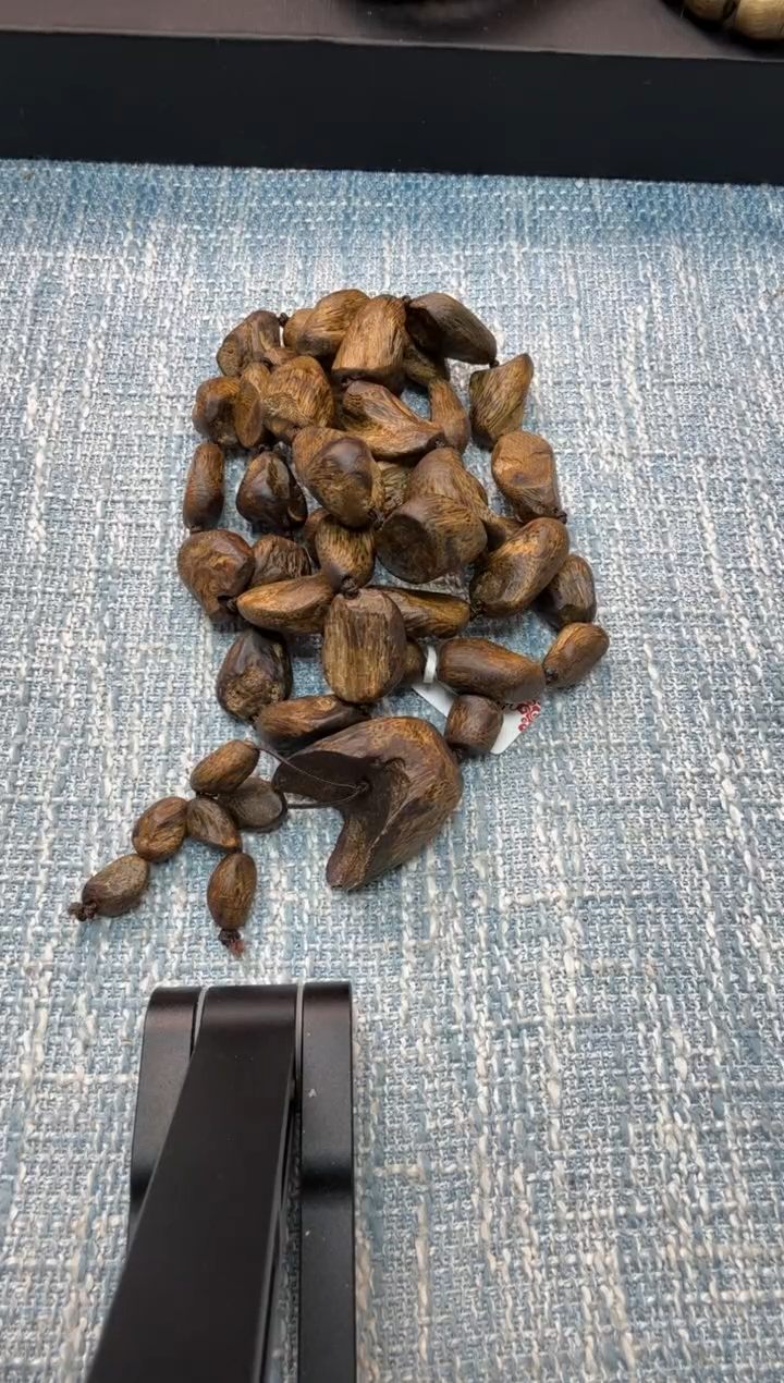 【闪购商品】沉香手串 H留疤沉香多圈