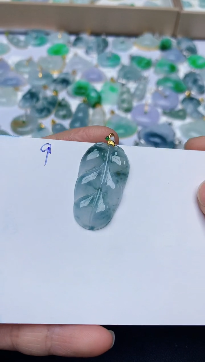 【闪购商品】翡翠颈饰18K金镶嵌天然翡翠A货