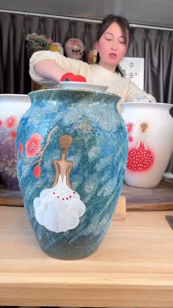 【闪购商品】摆件19-250口18高30    一个