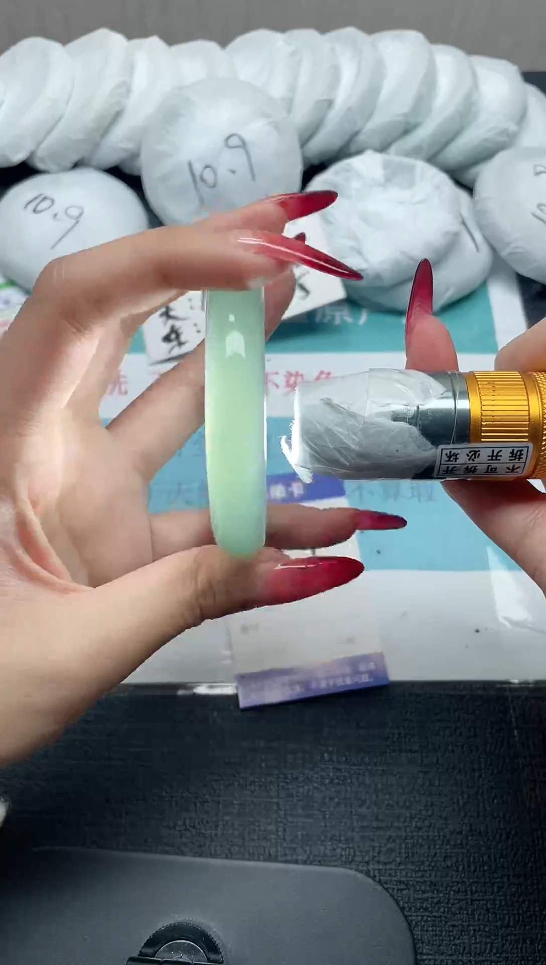 未镶嵌手镯石英质玉166-57