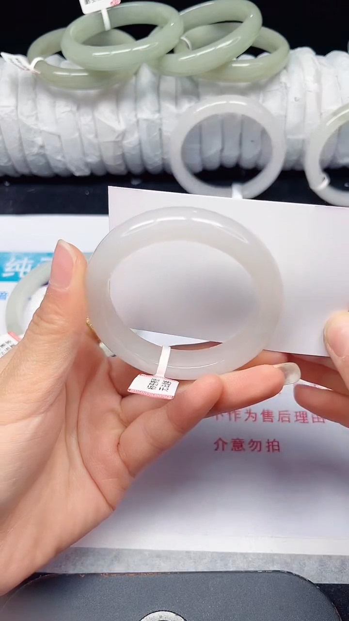 未镶嵌手镯石英质玉302-51/52