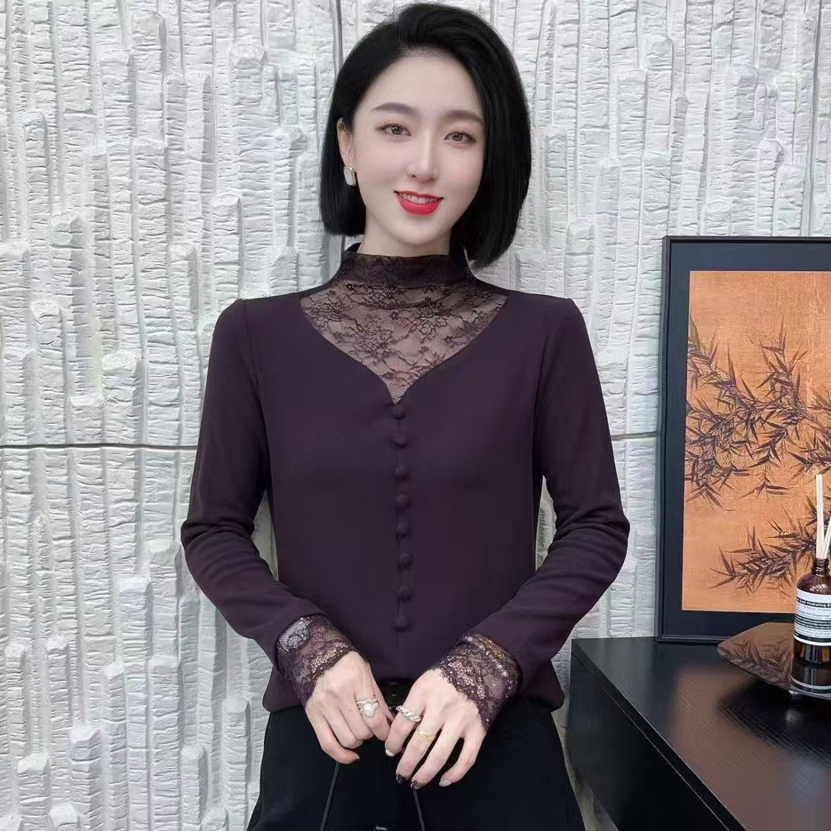 【韩紫朵 】2025新品气质蕾丝拼接洋气时尚长袖修身显瘦9019