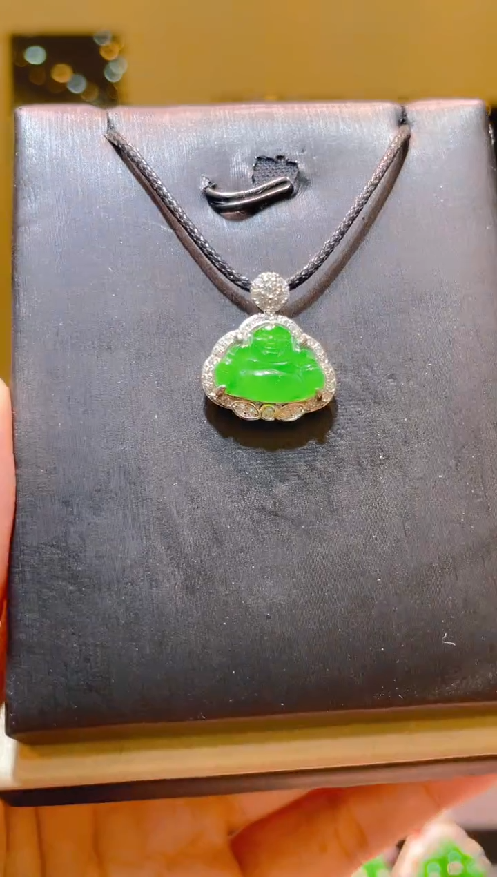 翡翠未镶嵌吊坠(不含链)A1
