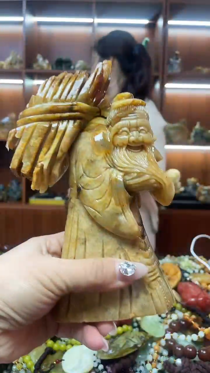 未镶嵌蛇纹石玉摆件     