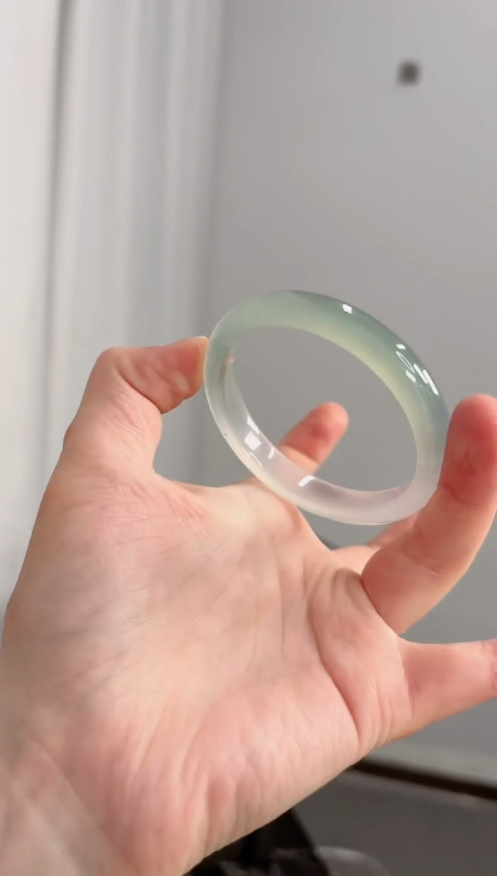 【闪购商品】玛瑙/玉髓手镯未镶嵌52圈